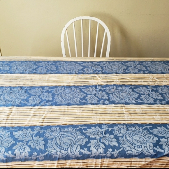 Anthro Home Southwestern Serape Tablecloth - Picture 2 of 4